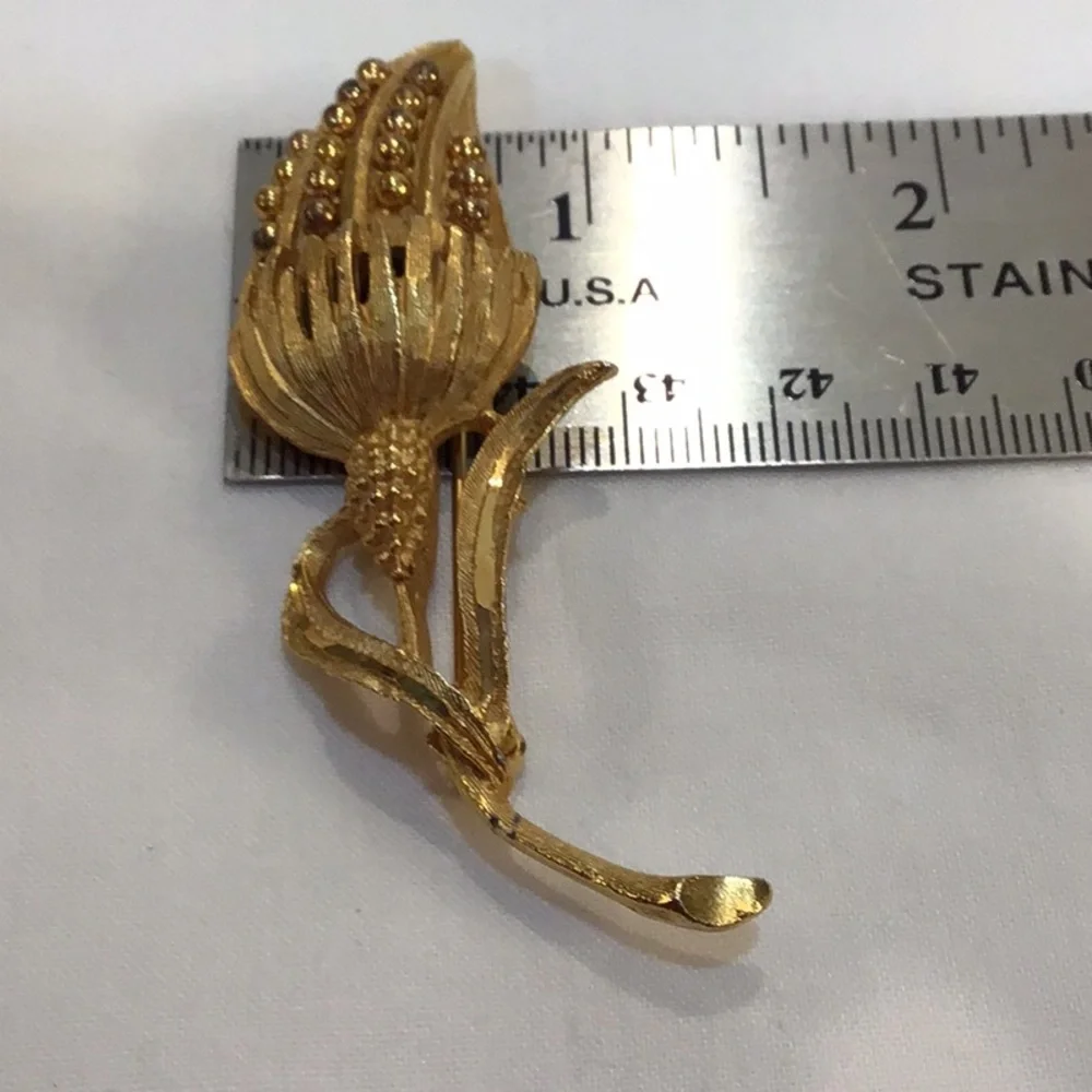Golden Thistle brooch, National flower of Scotland
